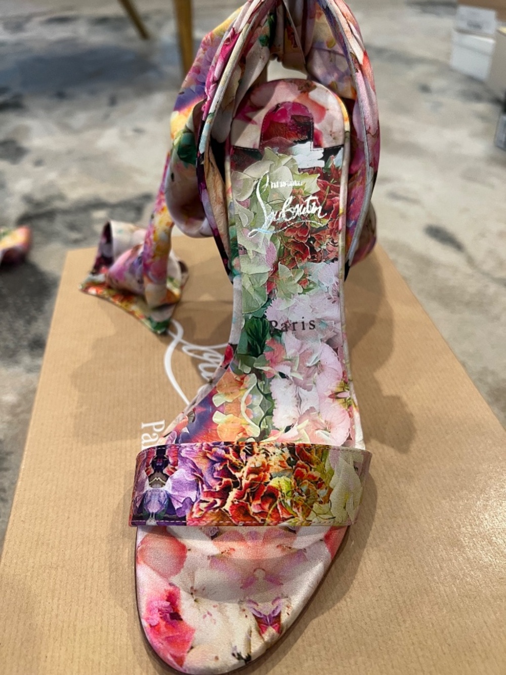Christian Louboutin Sandale du Desert 100 Floral Satin Heels | Size 39.5 | New | - Picture 4 of 10